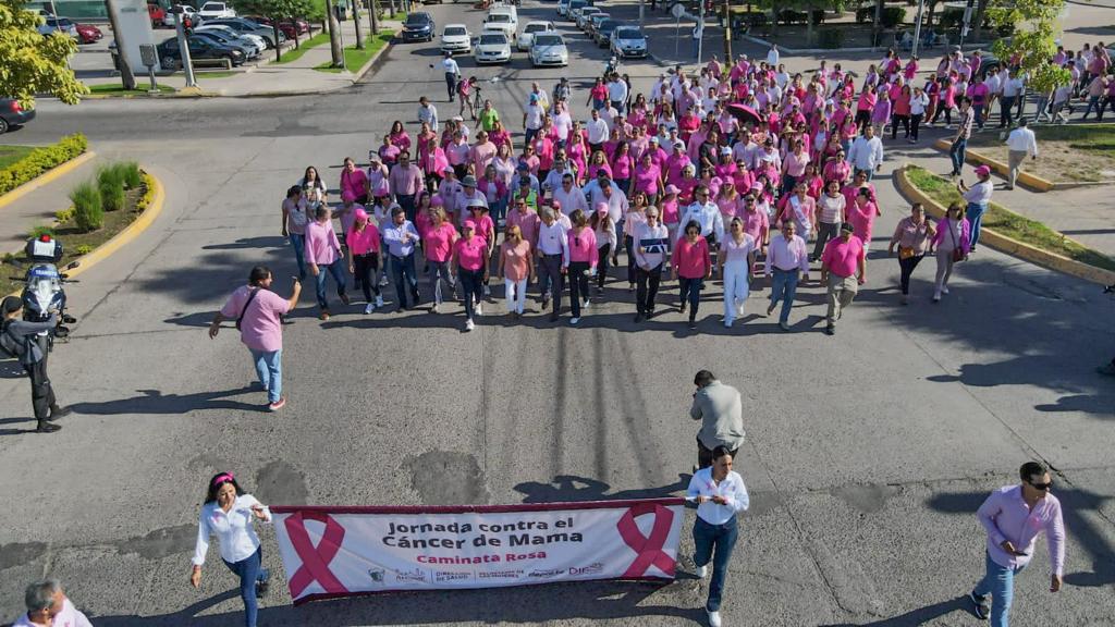 Alcalde Gerardo Vargas y su esposa Mónica encabezan Caminata Rosa TV